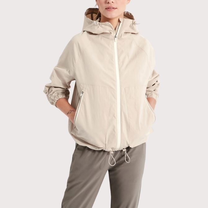 Best Rain Jackets for Women to Stylishly Prepare for the Rainiest Days!