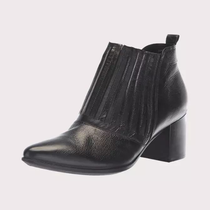 womens-pointed-toe-booties