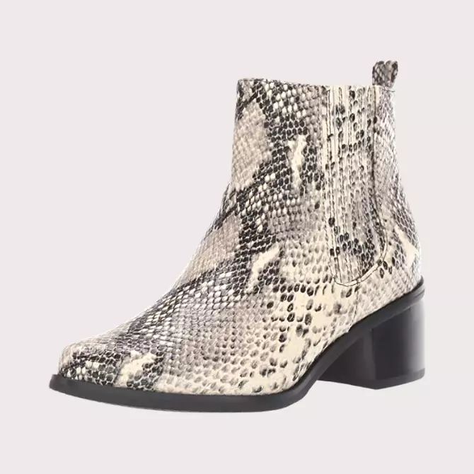 womens-pointed-toe-booties