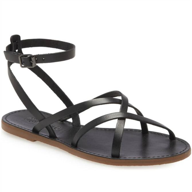 best-womens-black-flat-sandals