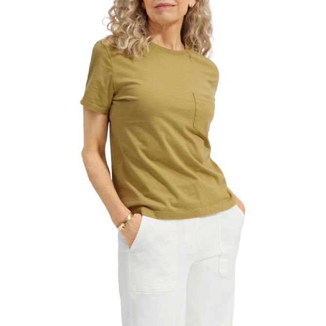 womens-pocket-t-shirt