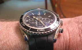 OLD.OMEGA.SEAMASTER.CHRONO.%20on%20Blk.%20Rubber%20004.JPG?width=285&height=175&fit=bounds&crop=fill