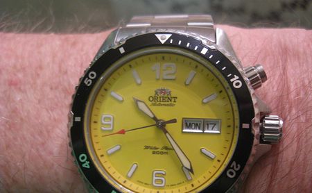 ORIENT._SUBMARINER._YELLOW_DIAL_003