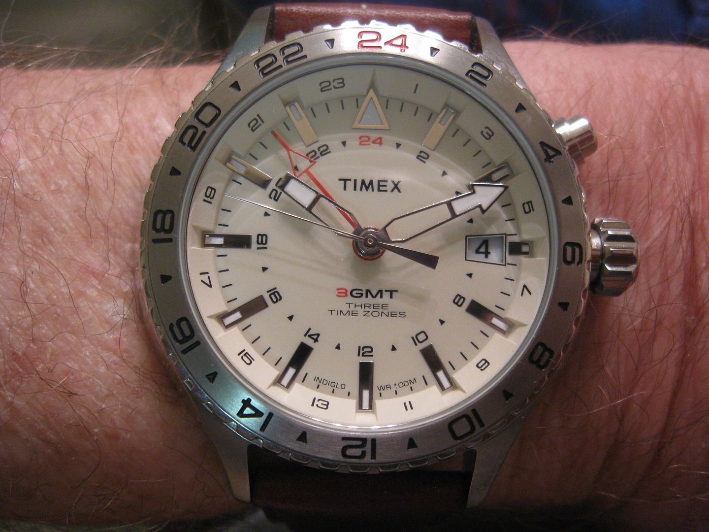 TIMEX.INTELLIGENT.QUARTZ_3_GMT._ON_leath