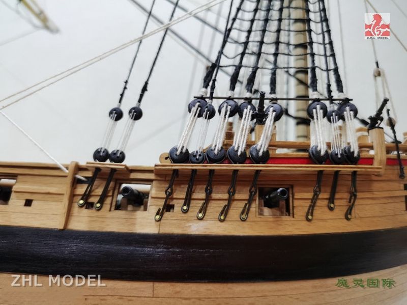 HMS Kingsfisher 1804 beech Version 1:60 840mm 18-Gun Frigate Wood