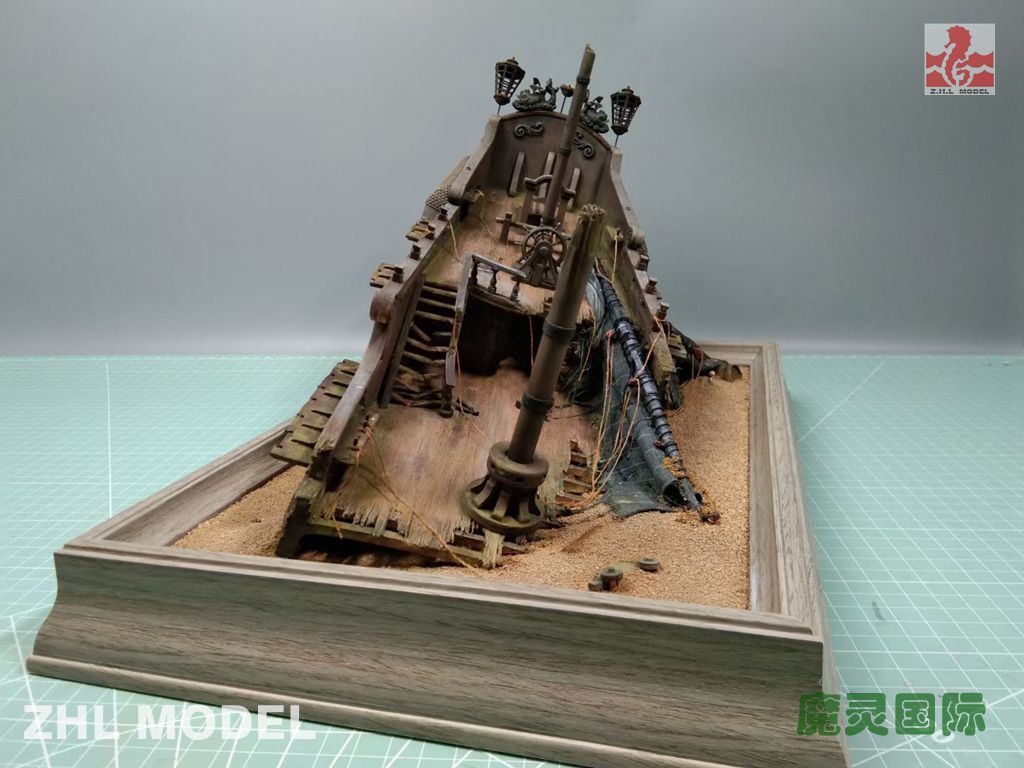 The black pearl a sunk model ，matching with fish tank scenario