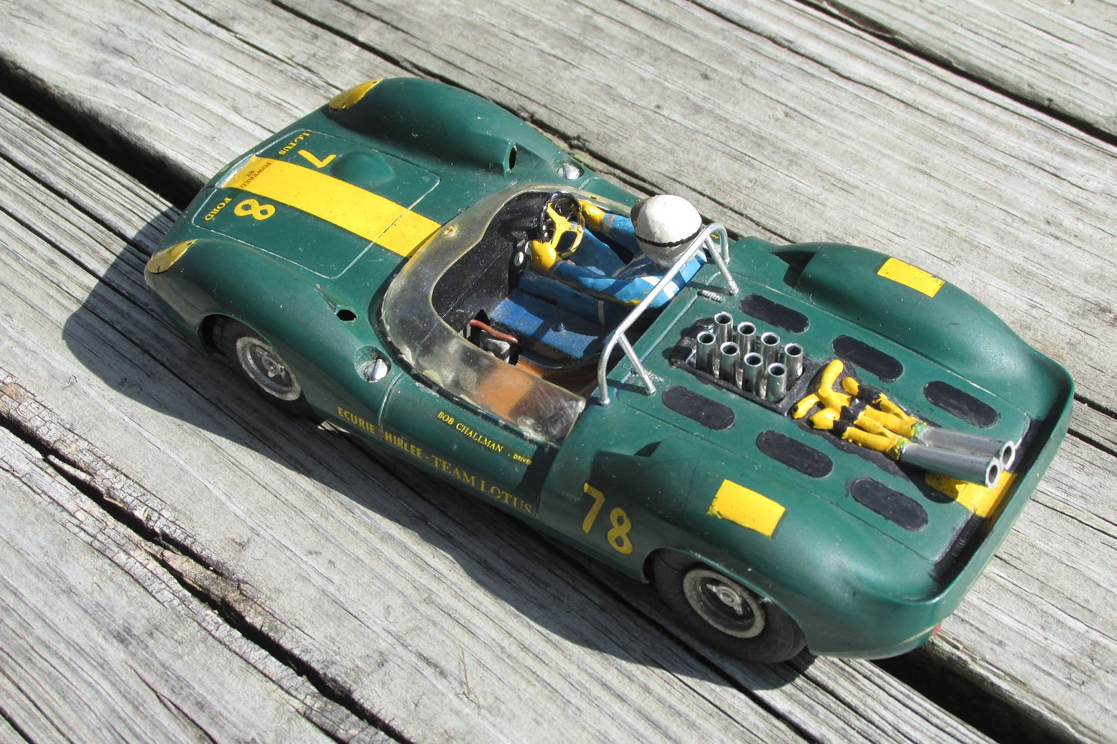 [Image: Lotus_40_above_left_great.JPG?width=1920...fit=bounds]