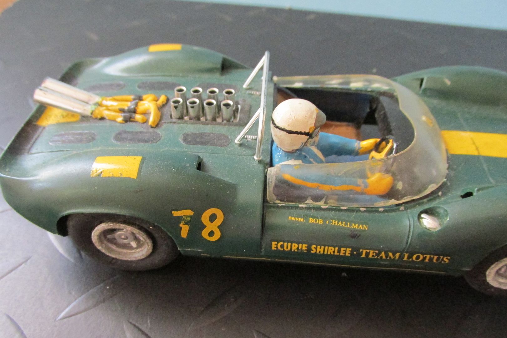 [Image: Lotus_40_left_above_before.JPG?width=192...fit=bounds]