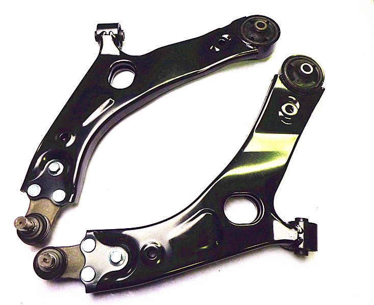 PAIR NEW FRONT LOWER CONTROL ARMS WITH BALL JOINT FOR HYUNDAI IX35 LM