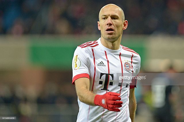 BAYERN MÜNCHEN 10 ROBBEN 17 VAN BOMMEL 2006-07 Bayern Munich Away Shirt Van Bommel #17 - 5/10 - (S)